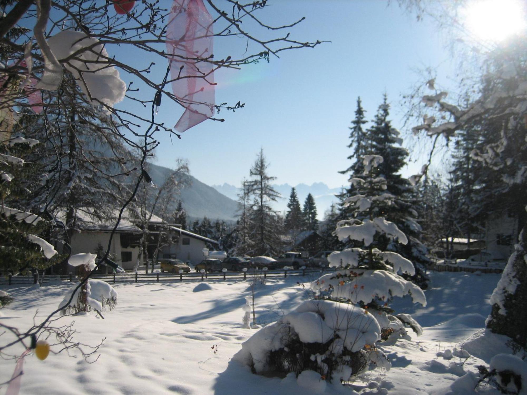 Landhaus Charlotte Am Geigenbuehel -Apartments Seefeld in Tirol Buitenkant foto