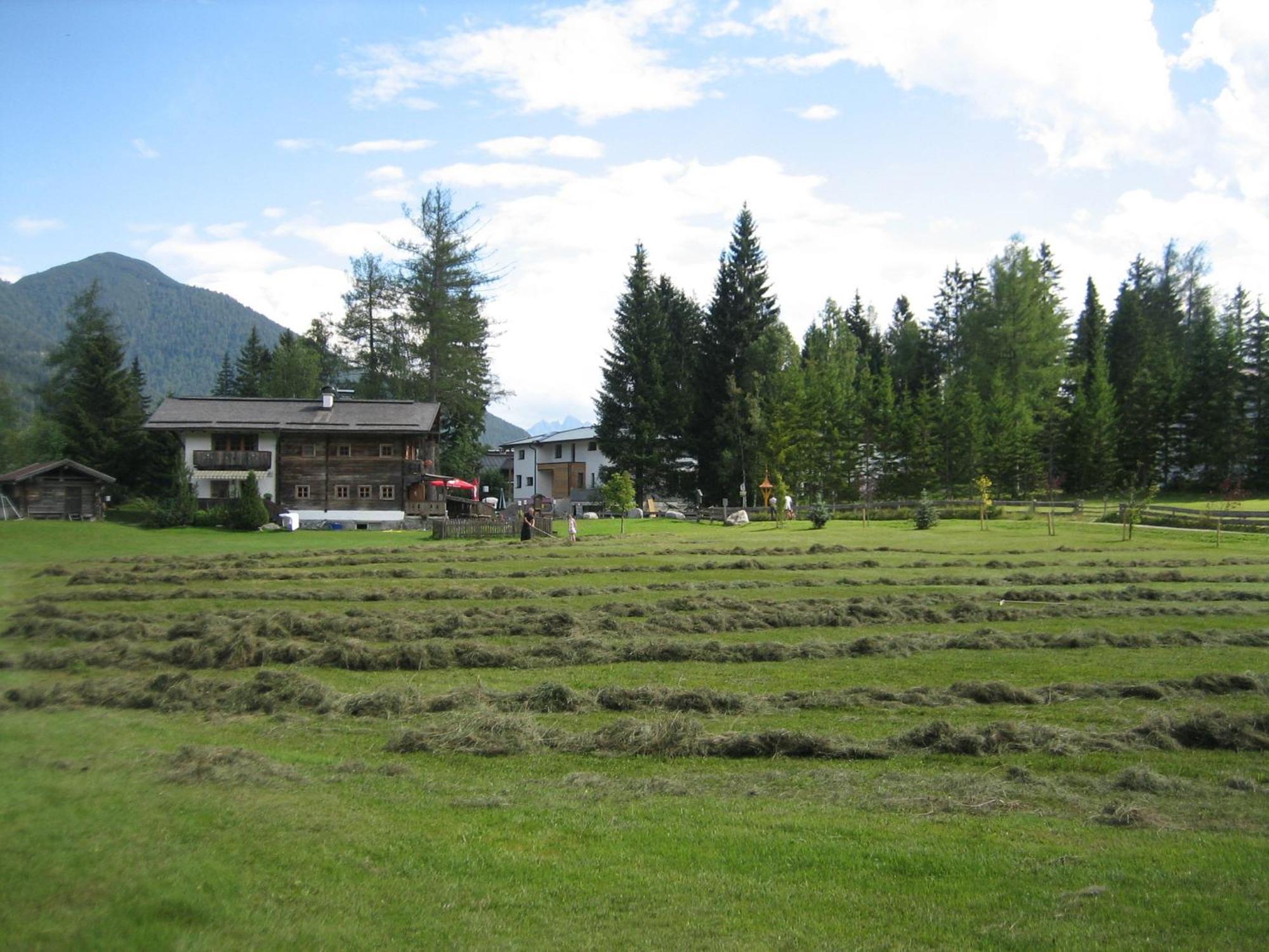 Landhaus Charlotte Am Geigenbuehel -Apartments Seefeld in Tirol Buitenkant foto