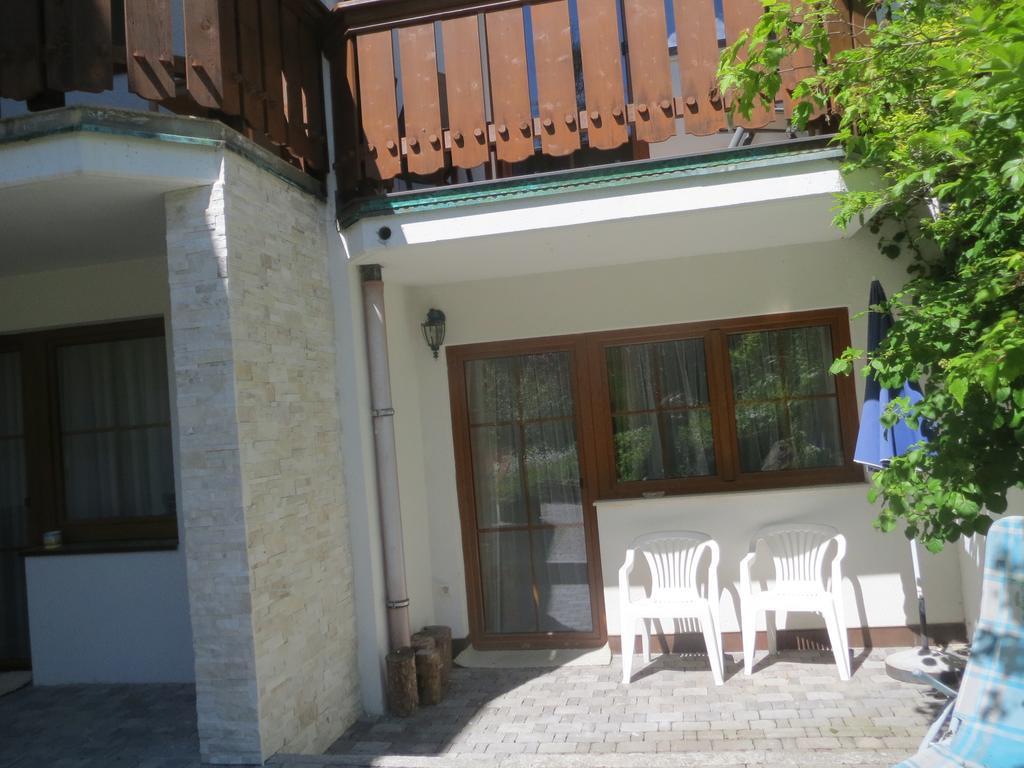 Landhaus Charlotte Am Geigenbuehel -Apartments Seefeld in Tirol Buitenkant foto