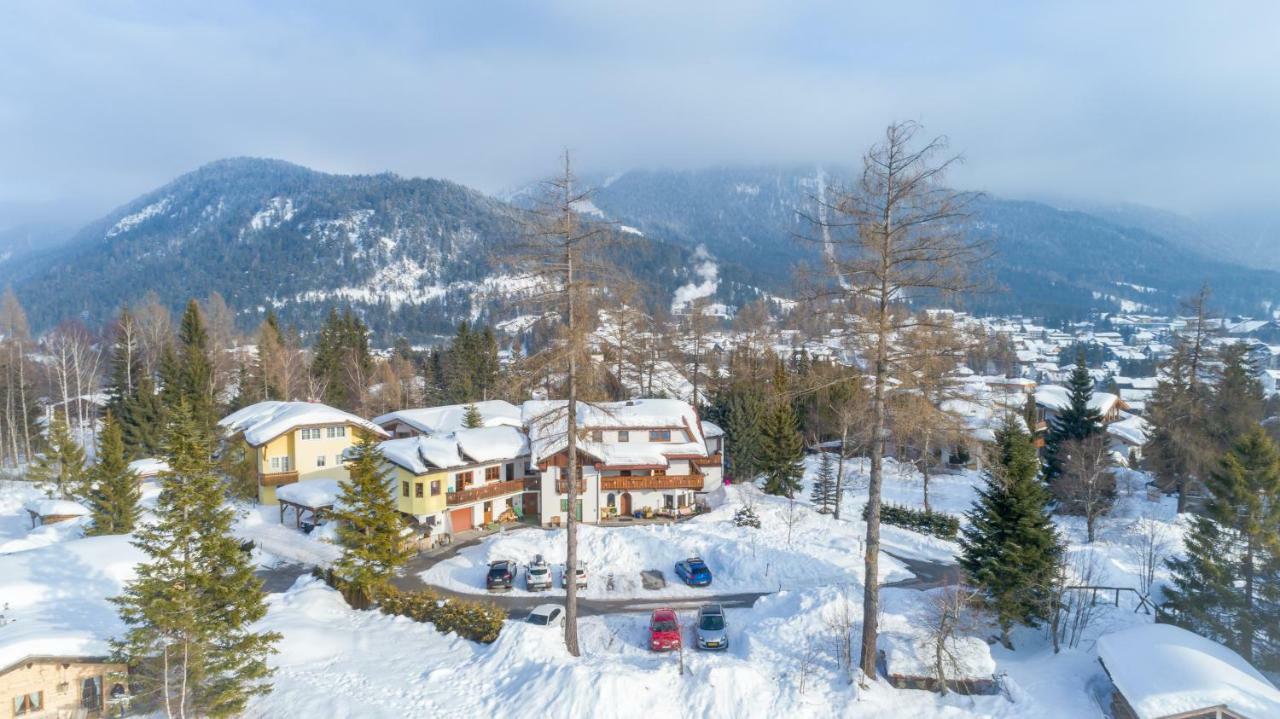 Landhaus Charlotte Am Geigenbuehel -Apartments Seefeld in Tirol Buitenkant foto